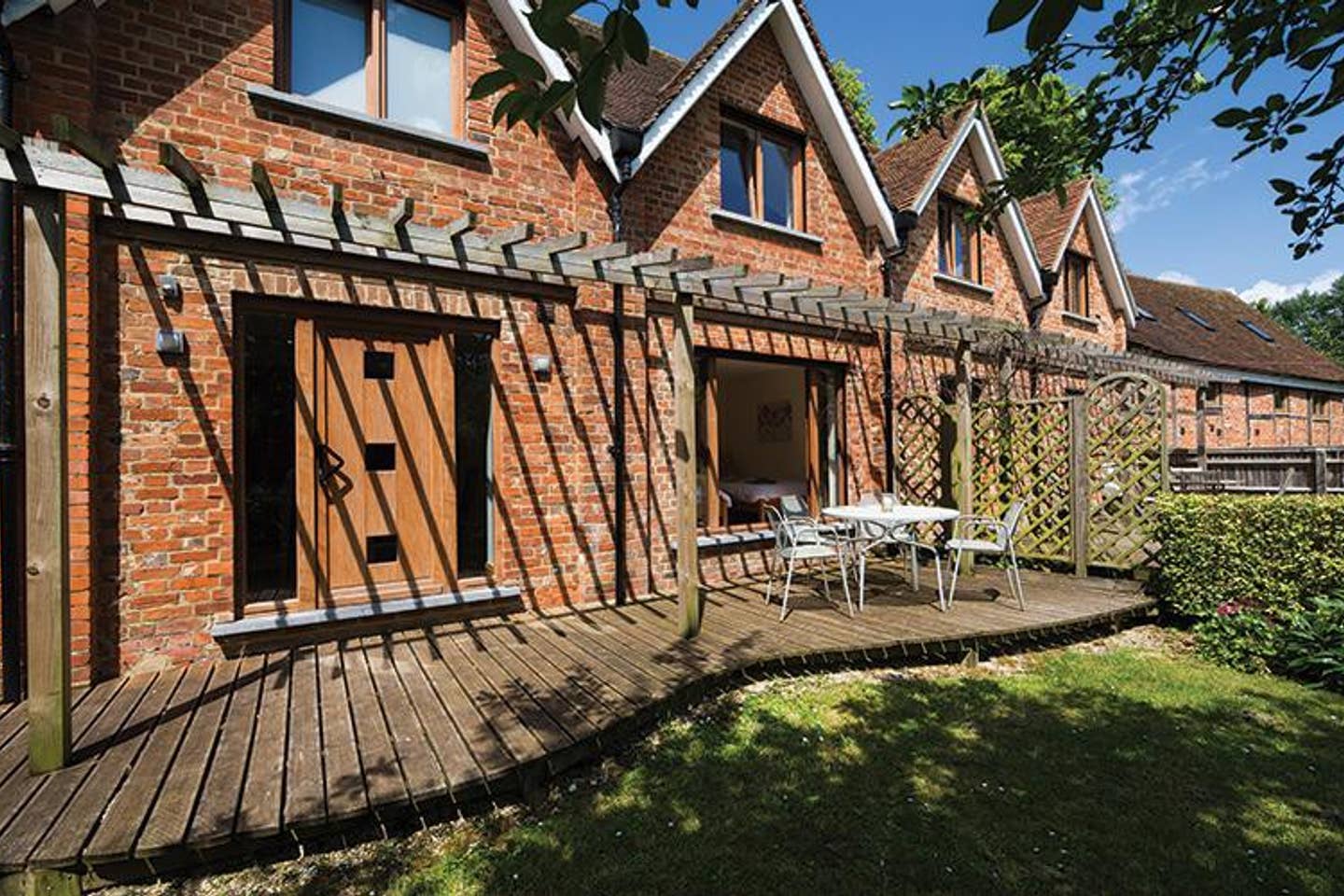 View 5a Ashbrook Mews in Westbrook Street OX11 9QA 5a Ashbrook Mews in Westbrook Street OX11 9QA - Property image 8 - VivreStays