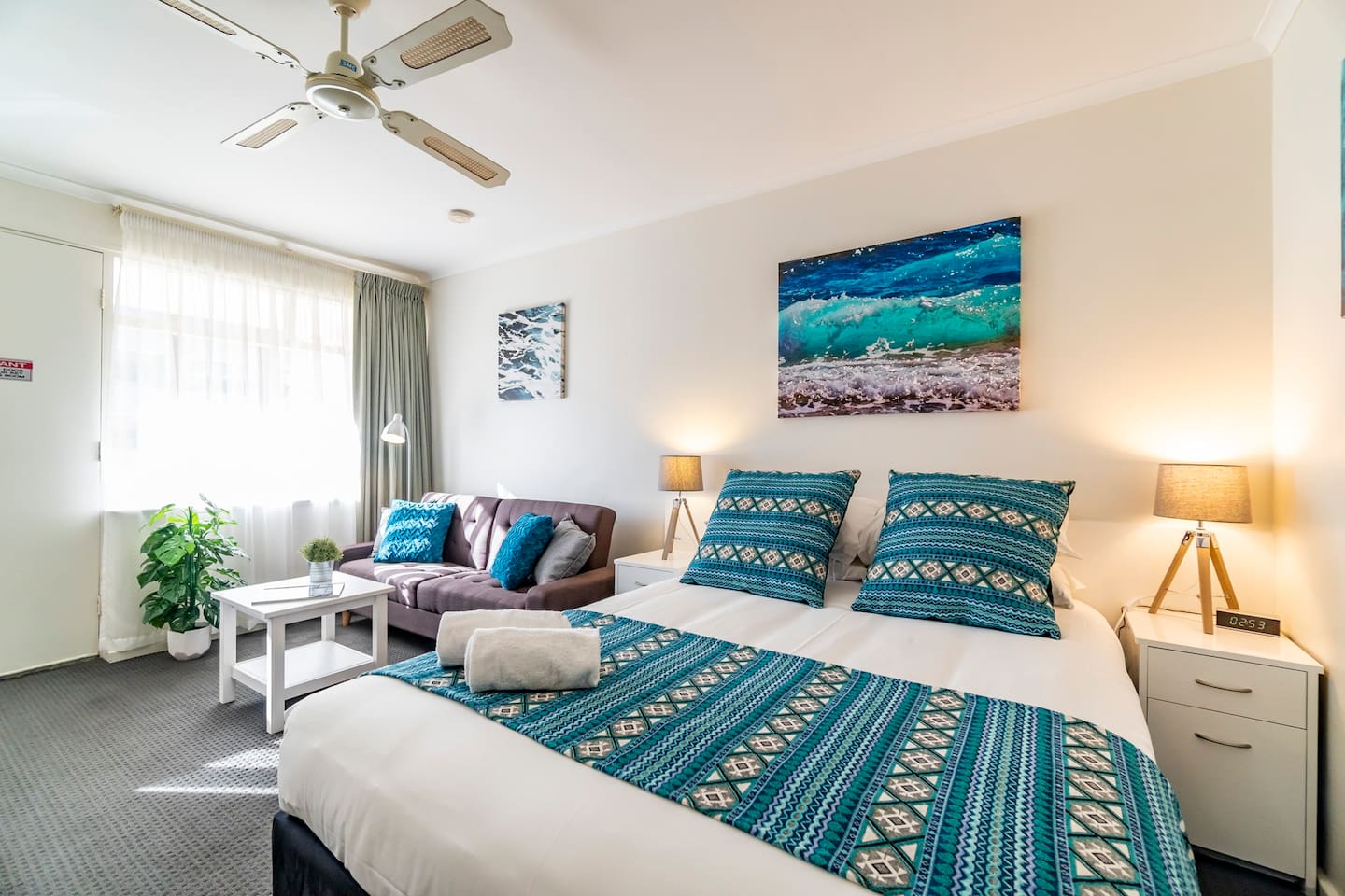 Glenelg Central Studio Aqua — Glenelg, South Australia — vacation rental