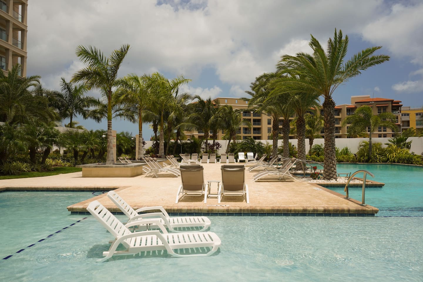 Luxury Beachfront Apartment in Aruba — Noord — vacation rental