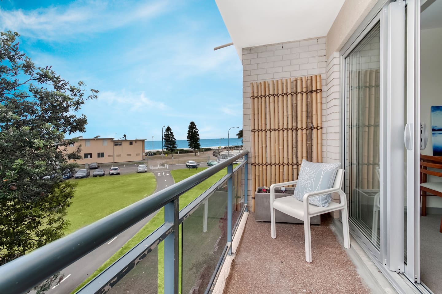 -Narraweena, Australia