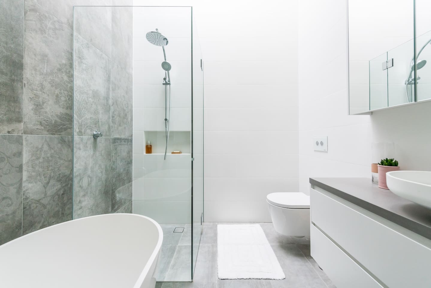 -Bondi Beach, Australia