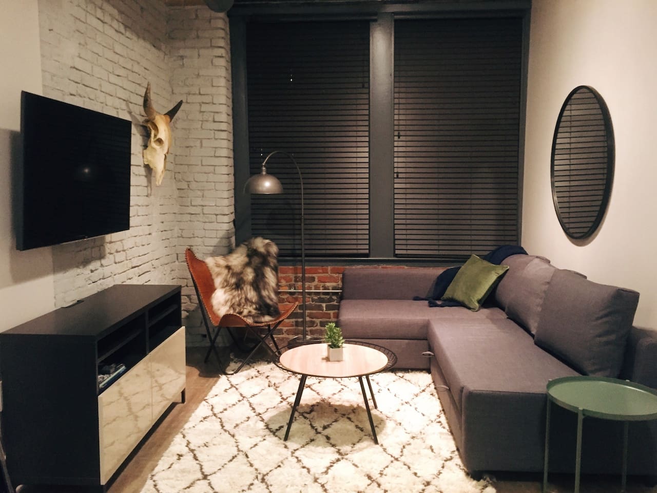 Stylish Loft in CENTER of Downtown Nashville! 208 — Nashville, TN — vacation rental