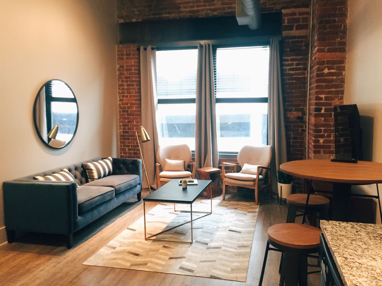 Downtown Historic Loft > 1 BLOCK to BROADWAY!! 407 — Nashville, TN — vacation rental