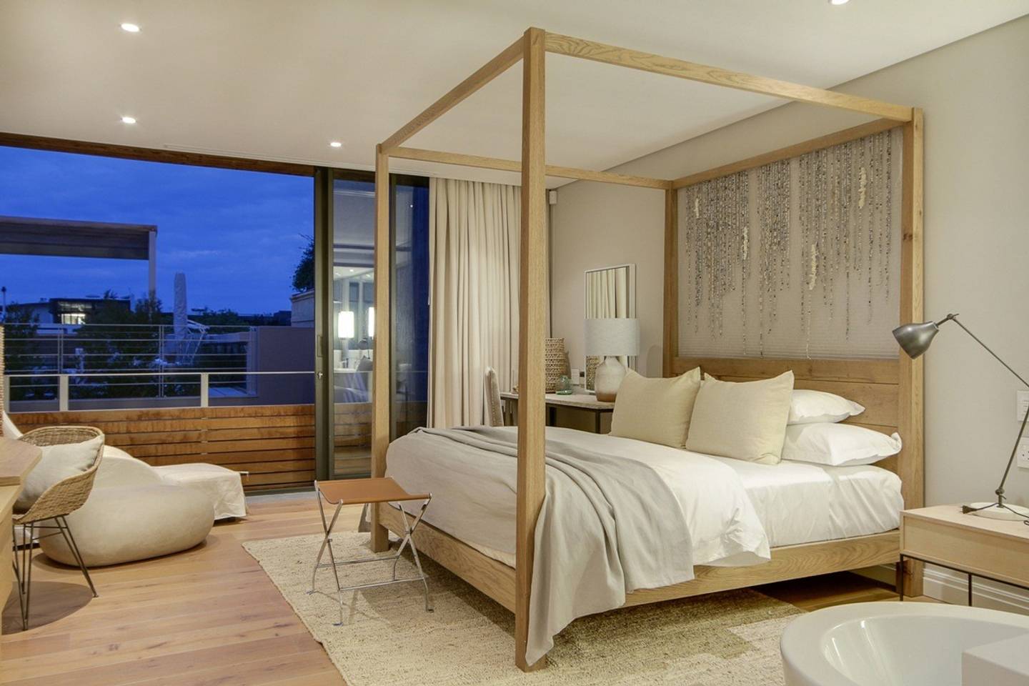 Stylish Apartment in the heart of the De Waterkant Loader A 5