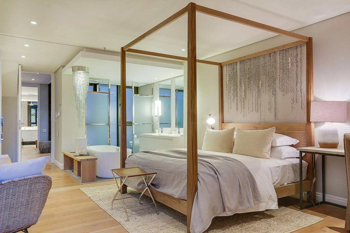Modern Apartment in the De Waterkant w Rooftop Pool Loader B 7