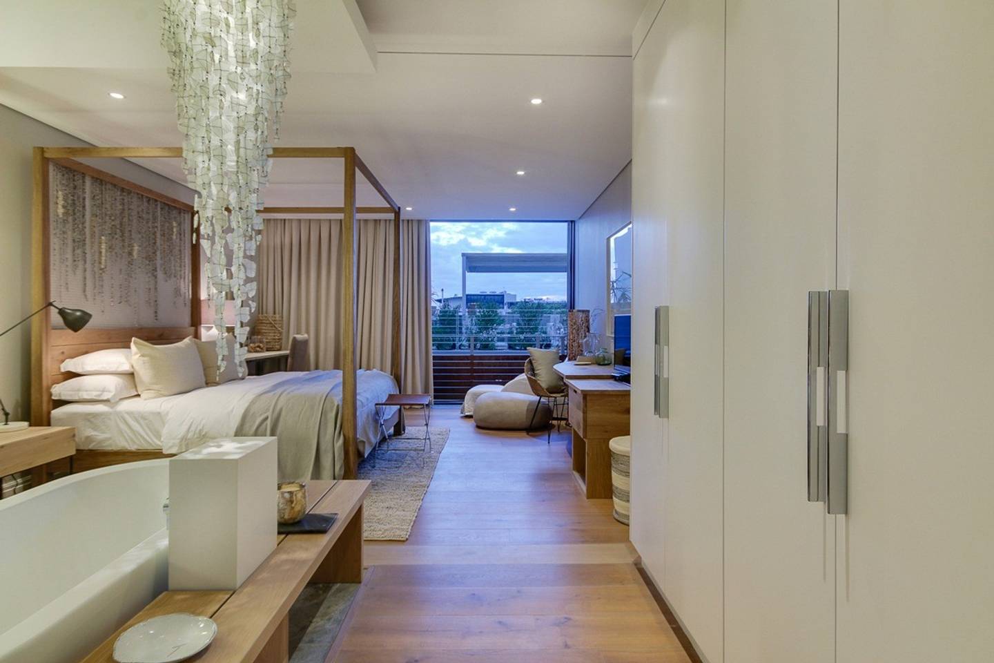 Modern Apartment in the De Waterkant w Rooftop Pool Loader B 5