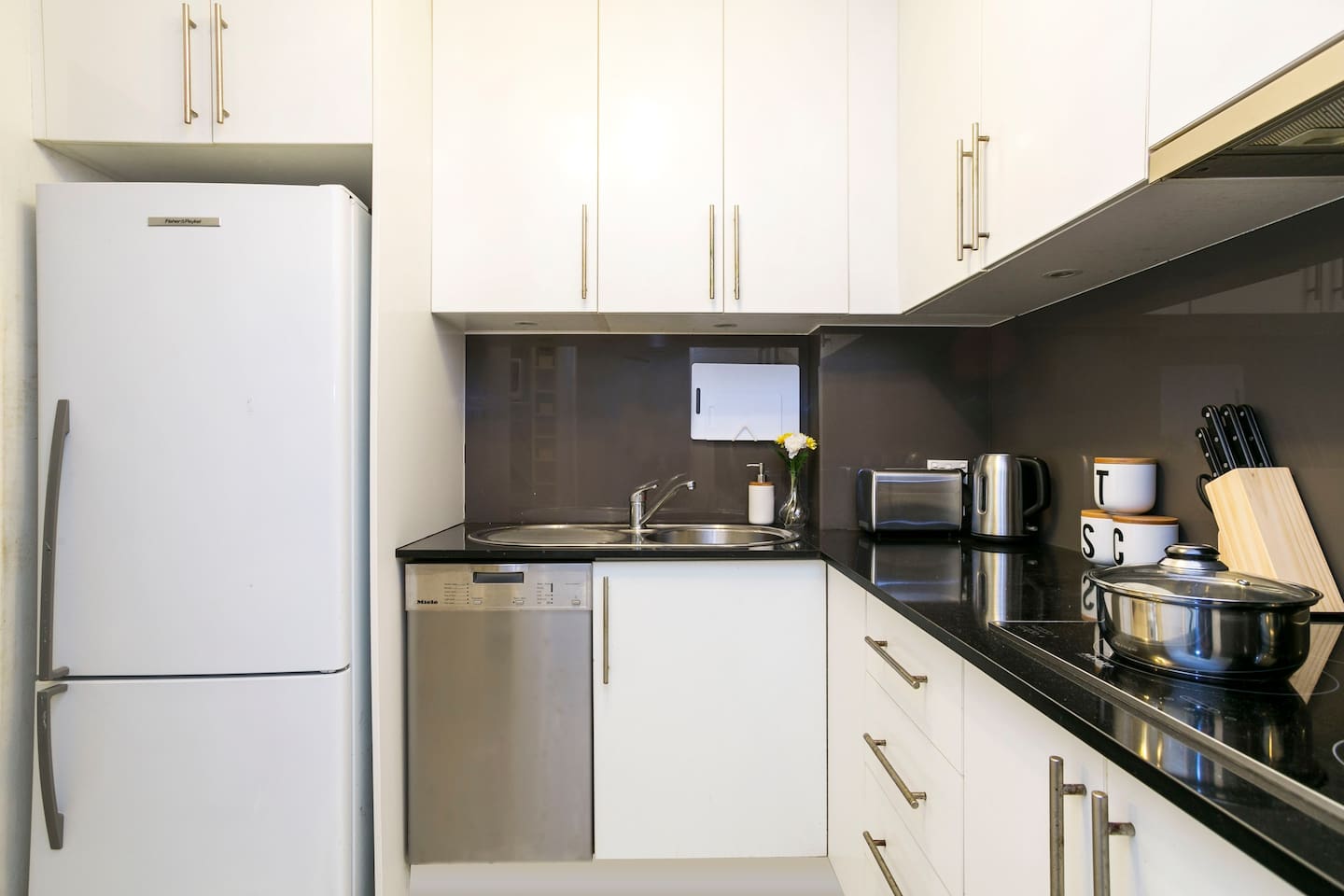 -Narraweena, Australia