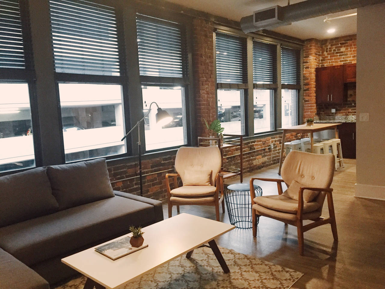 Spacious 8 Person Loft > 1 BLOCK to Broadway! 309 — Nashville, TN — vacation rental