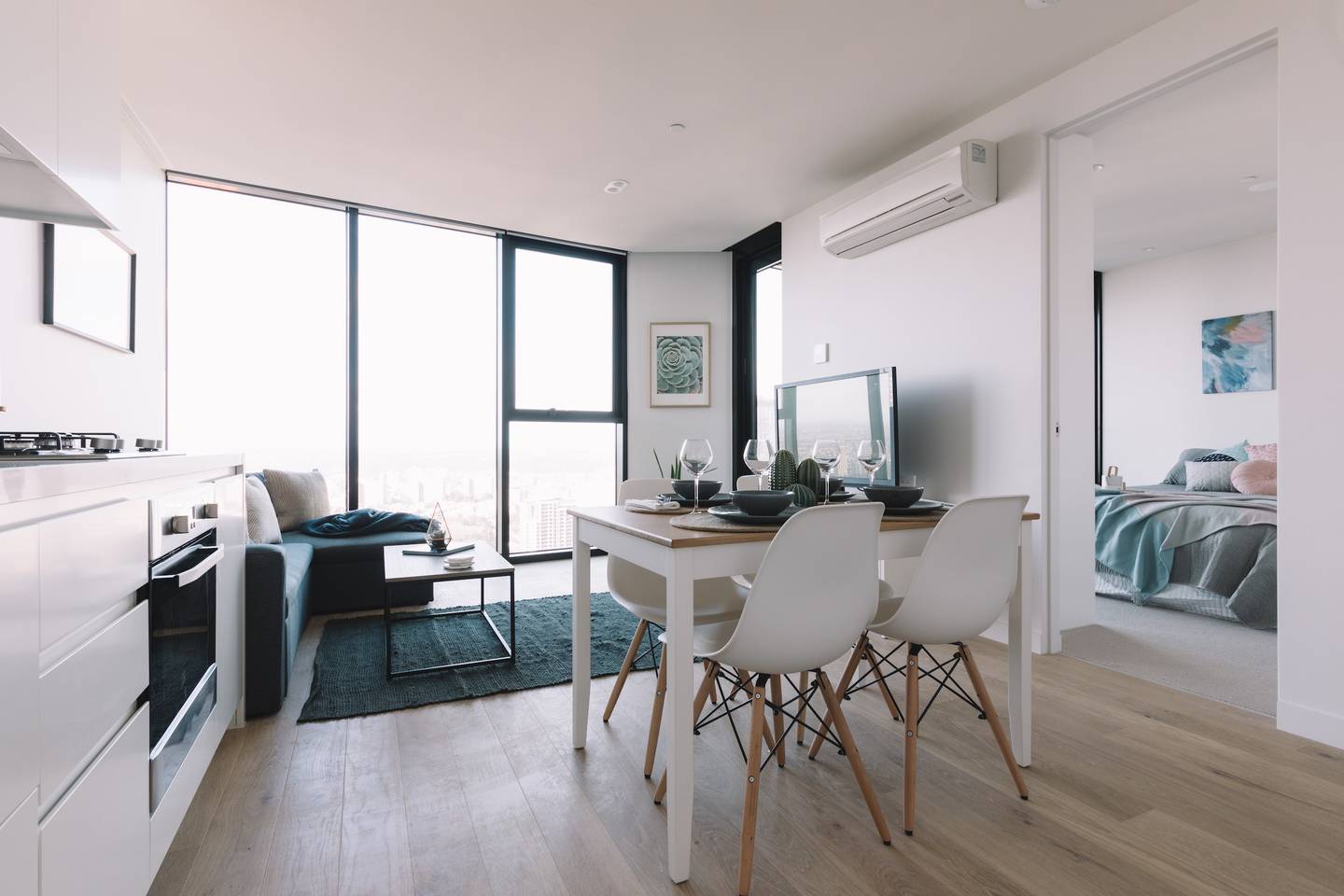 -Melbourne, Australia