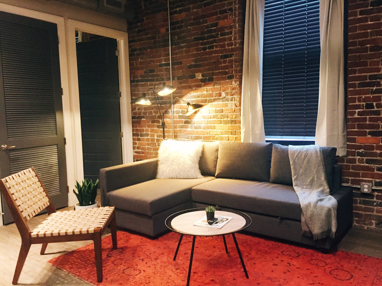 Luxury Downtown Loft > Enjoy 5 Separate Beds!! 205 — Nashville, TN — vacation rental
