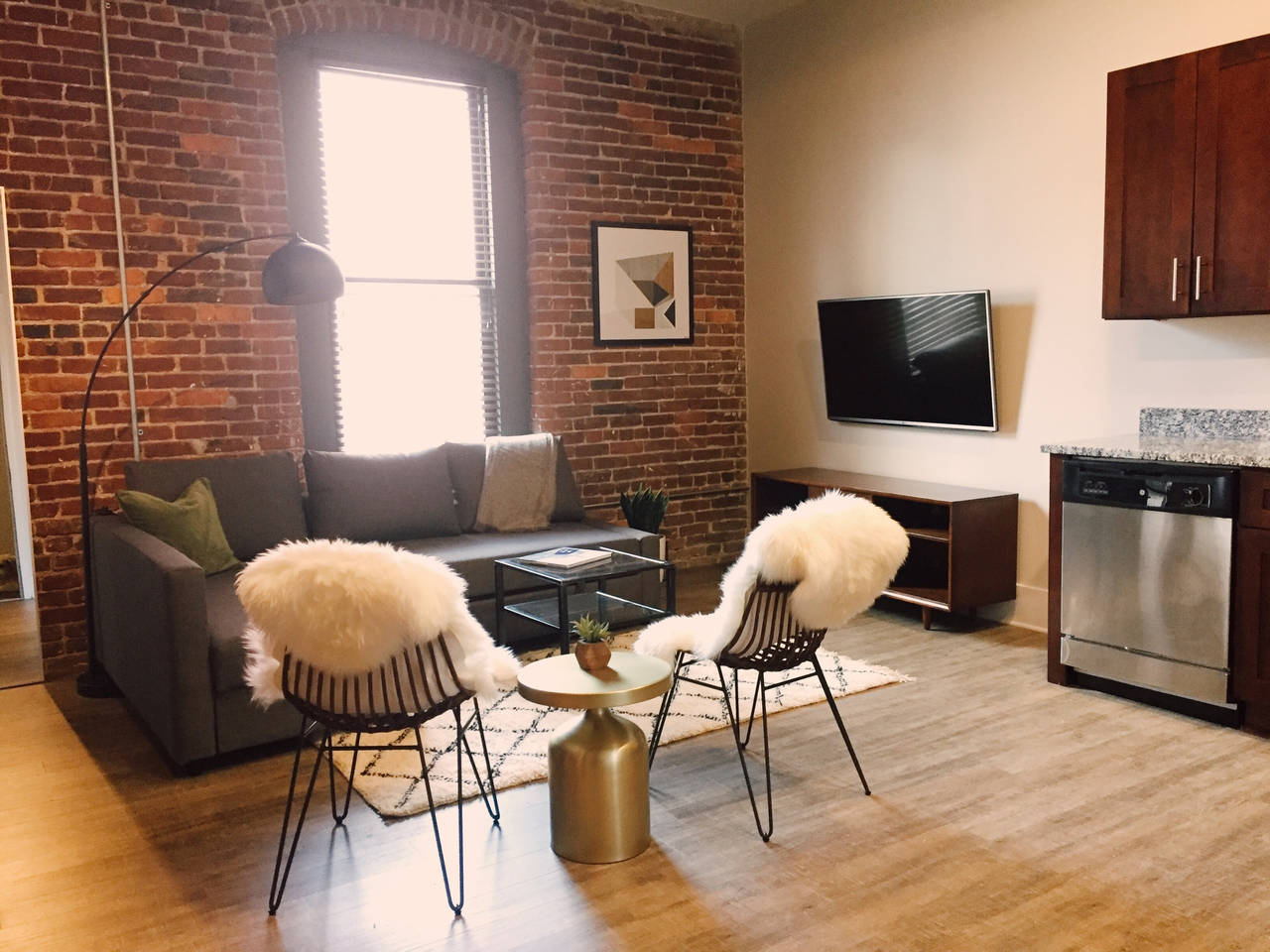 LOCATION!! Historic Loft 1 Block to Broadway! 405 — Nashville, TN — vacation rental