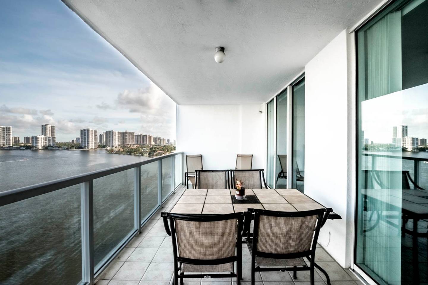 Le Marina Bay 1105 (STR-01489) — Sunny Isles Beach, FL — vacation rental