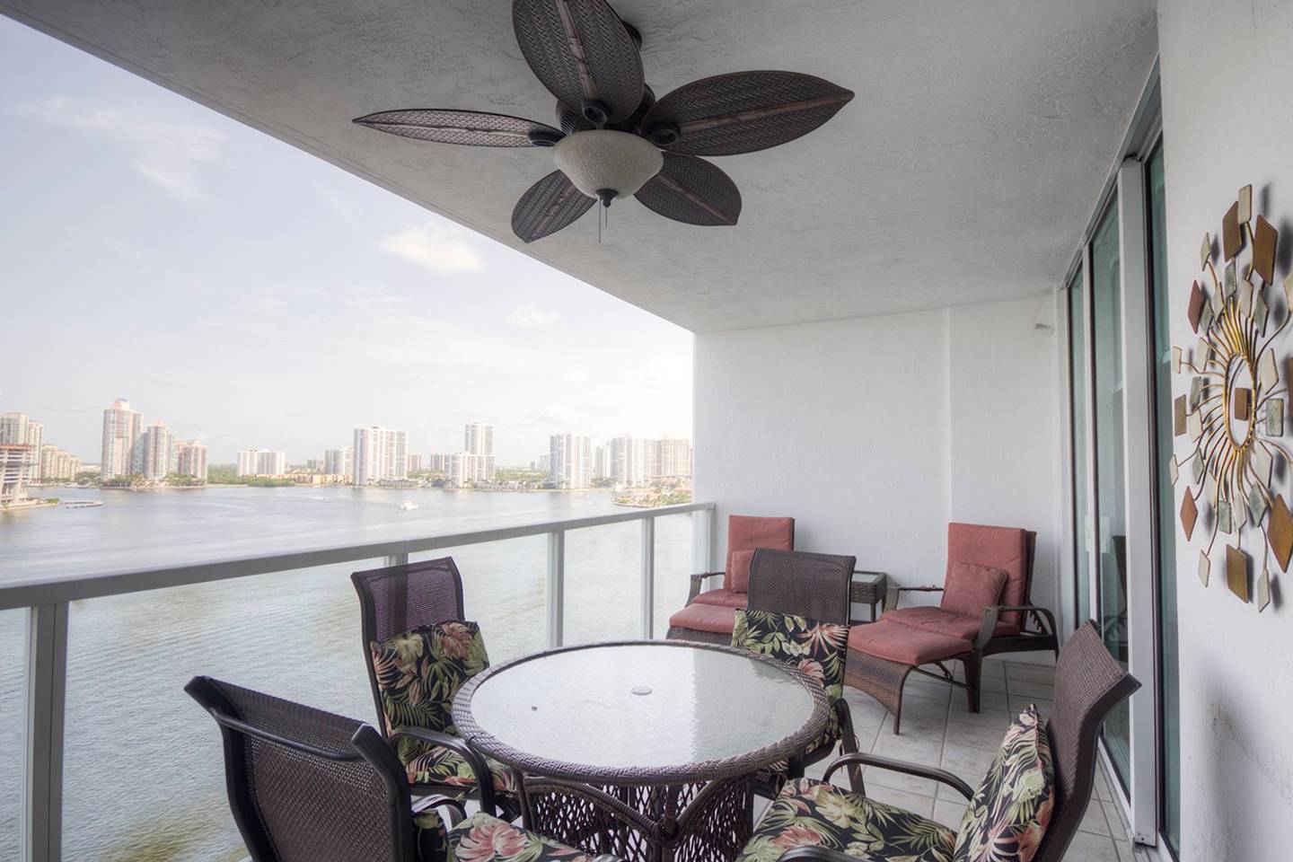 Le Marina Bay PH5 STR-01500 — Sunny Isles Beach, FL — vacation rental