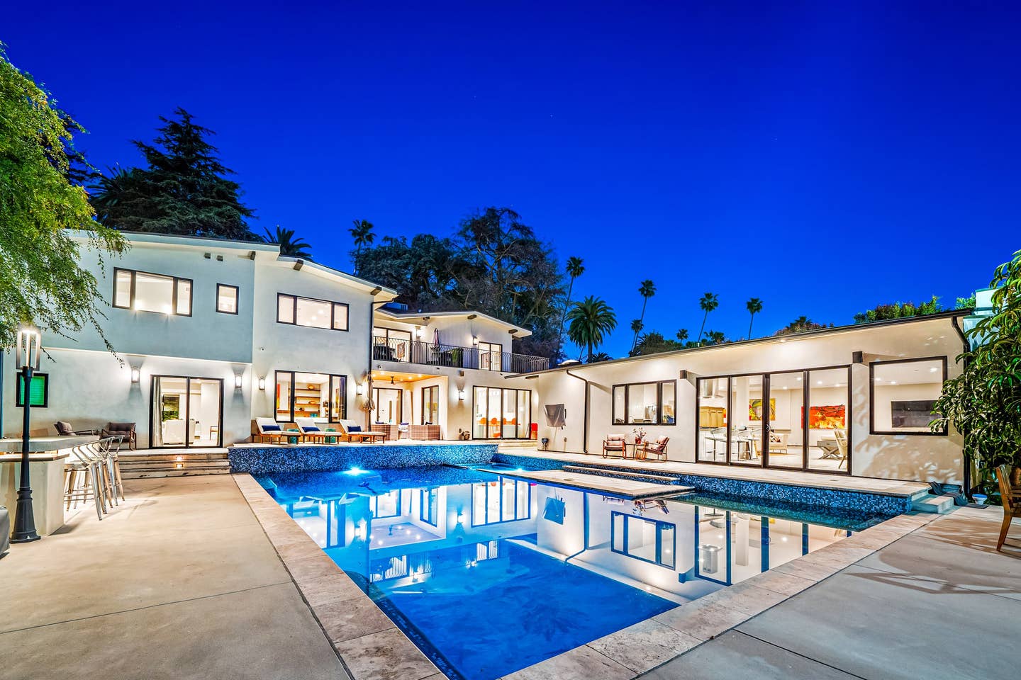 The Beverly Hills Estate & Tennis Court - Picture 3