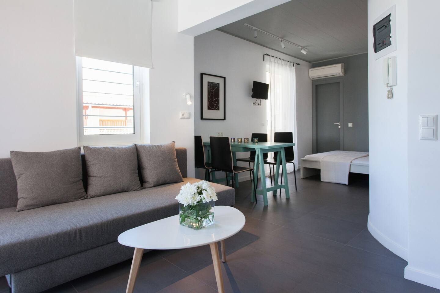#AH42 Penthouse studio