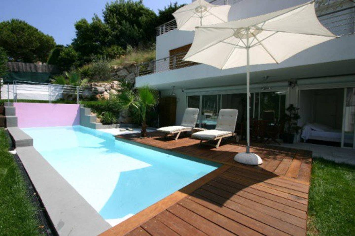 10 bedroom, 10 bathroom Cannes Villa Ref. CAN10BR10BAS18BroR