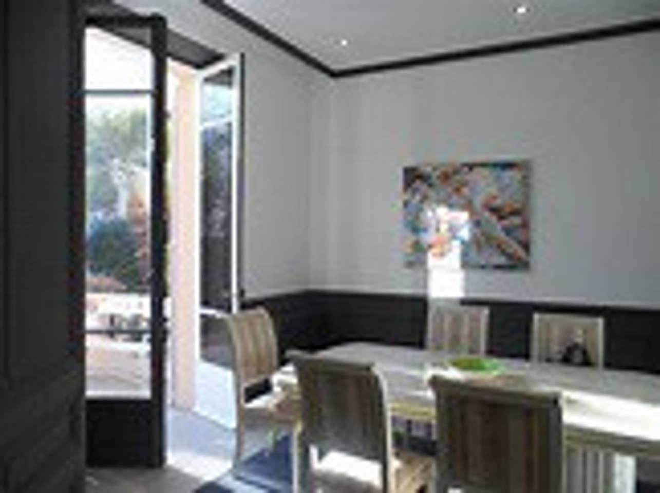 Very Delightful Cannes Villa in City Center, 3 Bedrooms, Sleeps 6, Ref. CANV301R in Cannes, Provence-Alpes-Côte d'Azur