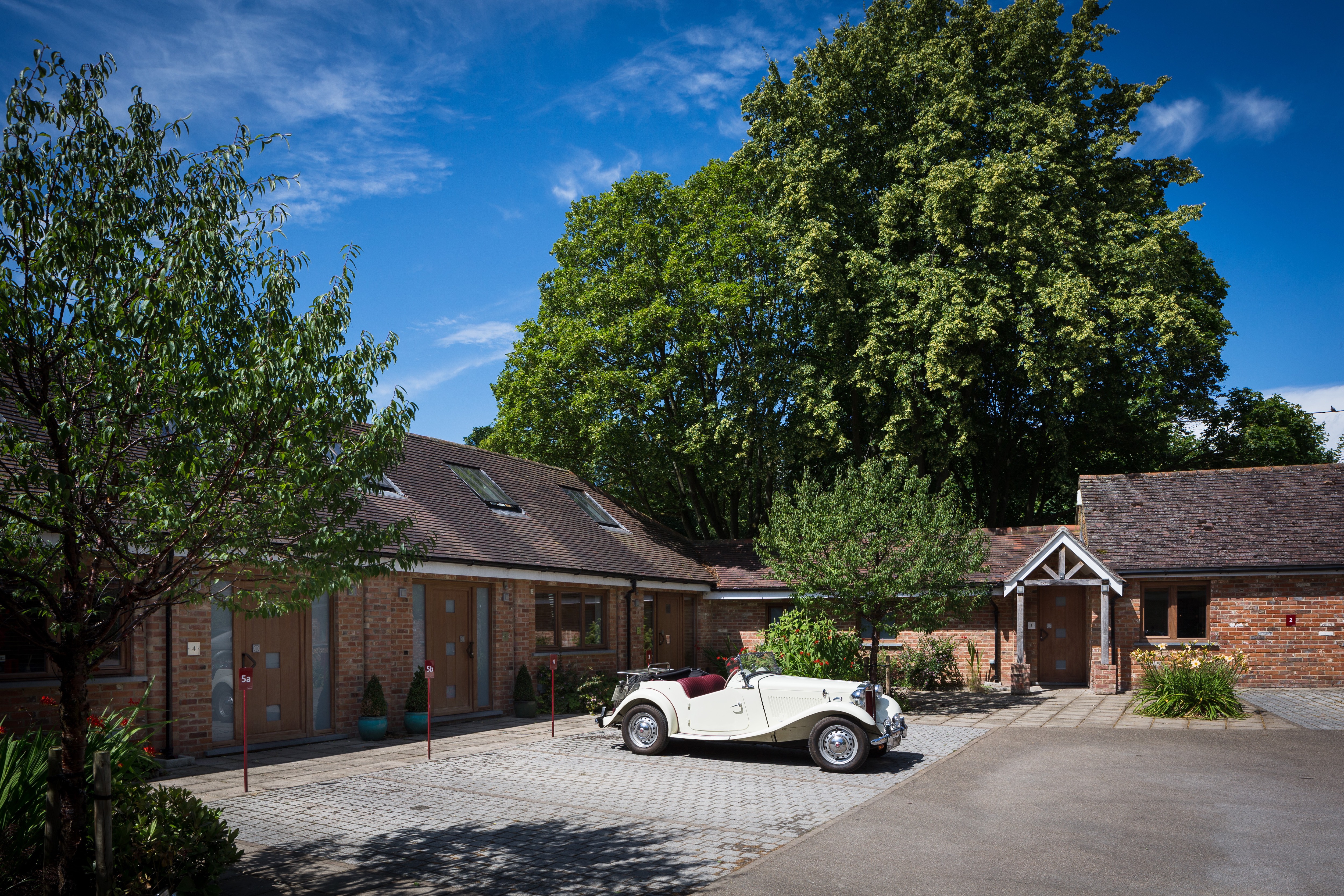 6 Ashbrook Mews in Westbrook Street OX11 9QA - Property image 10 - VivreStays