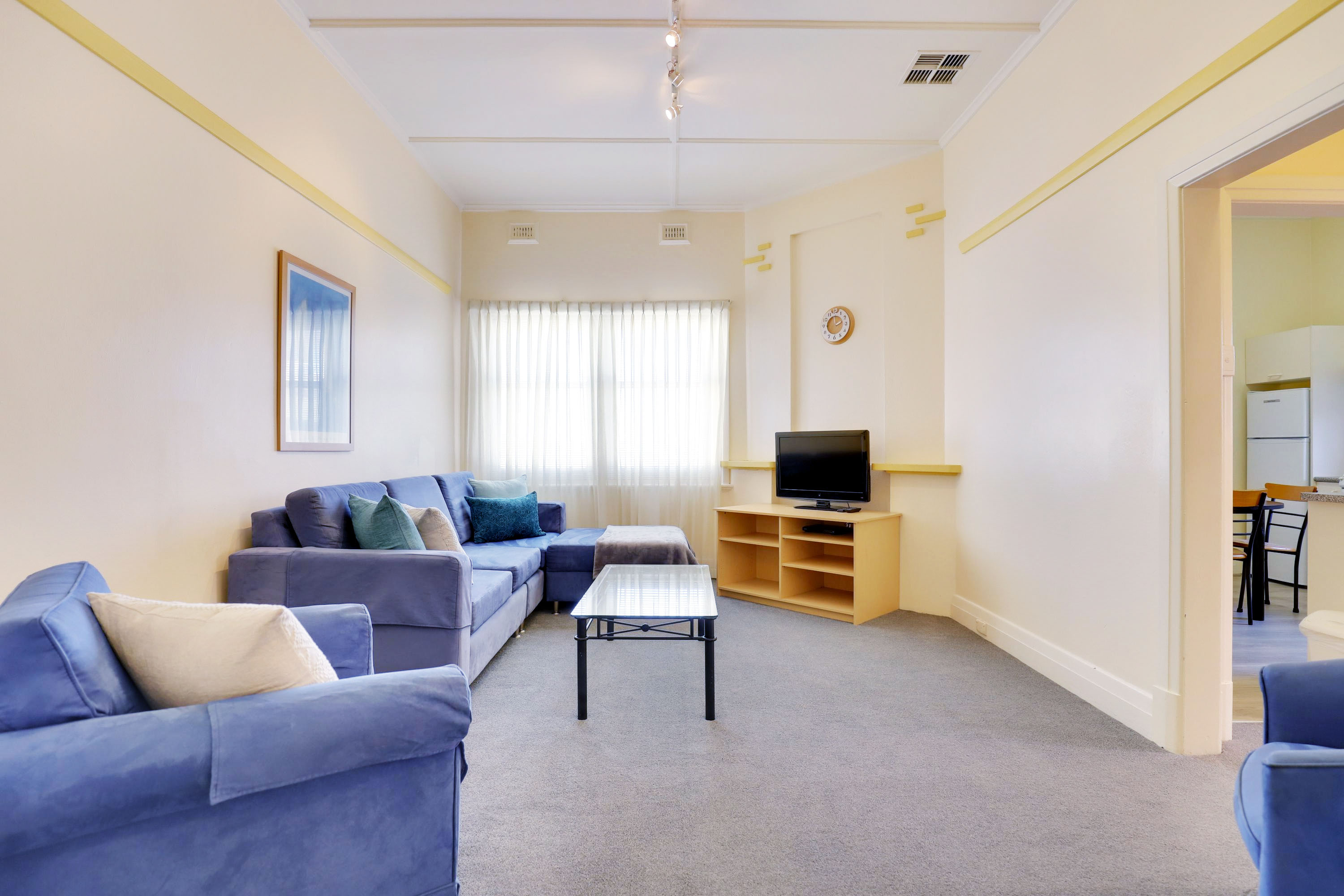 Large Family 2 bdrm. Sleeps up to 7. Glenelg — Glenelg, South Australia — vacation rental