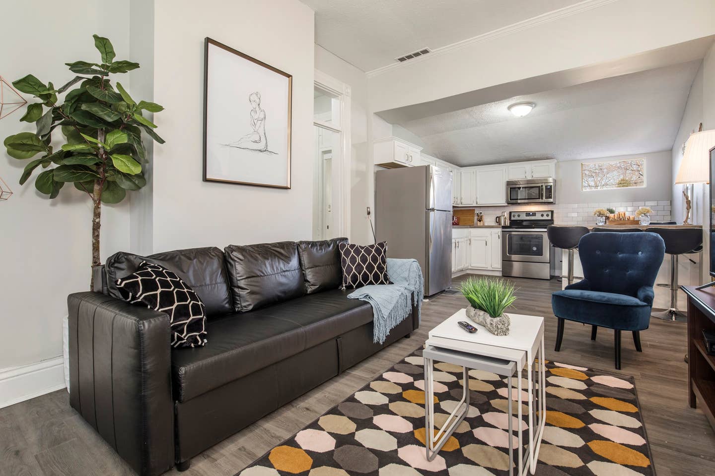 4BR/2BA Spacious Louisville Getaway by CozySuites