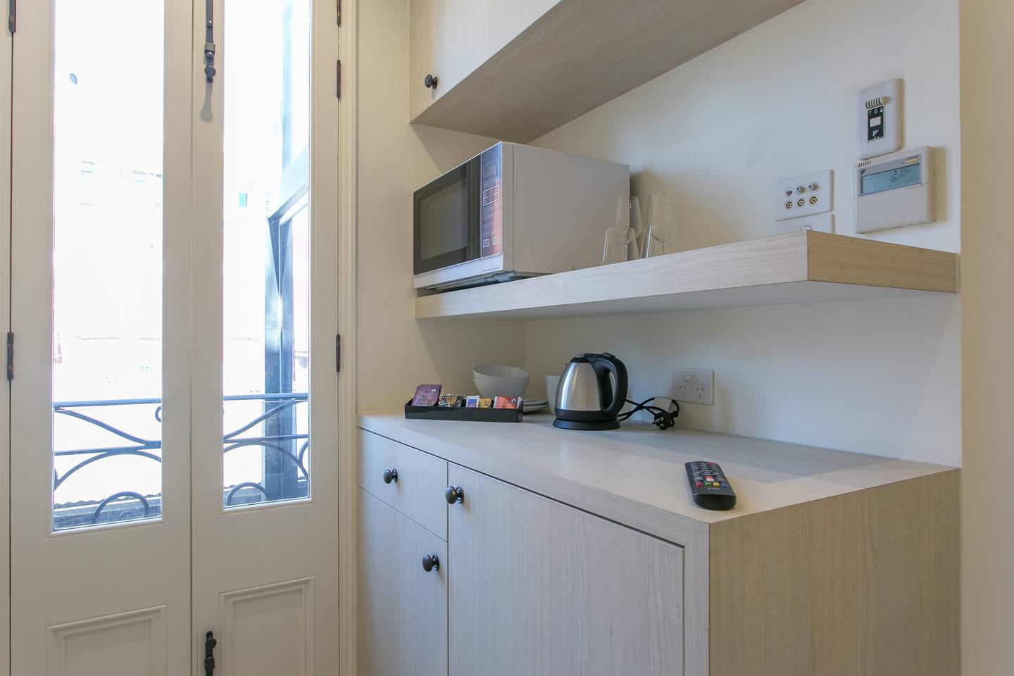 Amazing South Yarra Studios