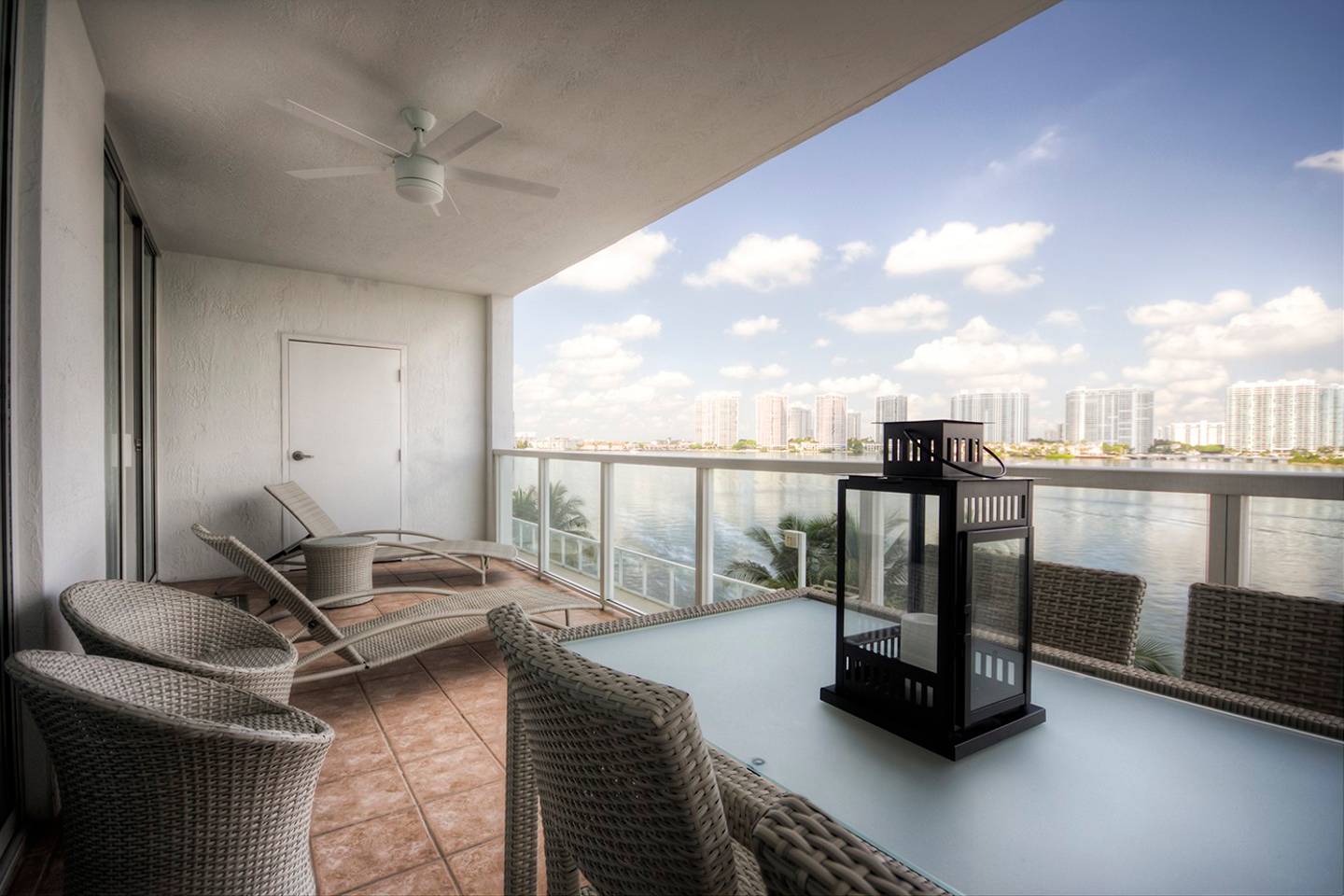 Le Marina Bay 407 STR-01404 — Sunny Isles Beach, FL — vacation rental
