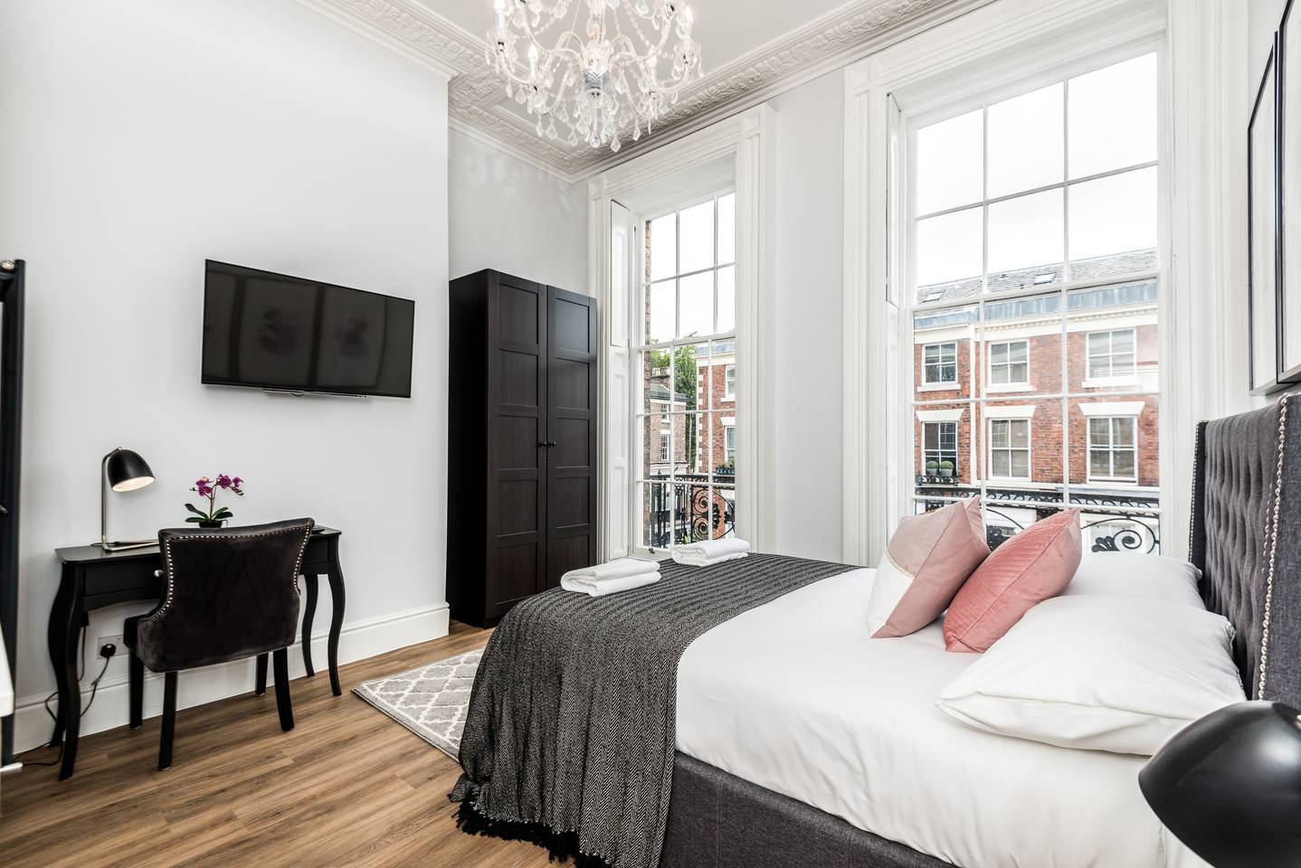 Host Apartments | The Falkner Quarters II - Picture 6