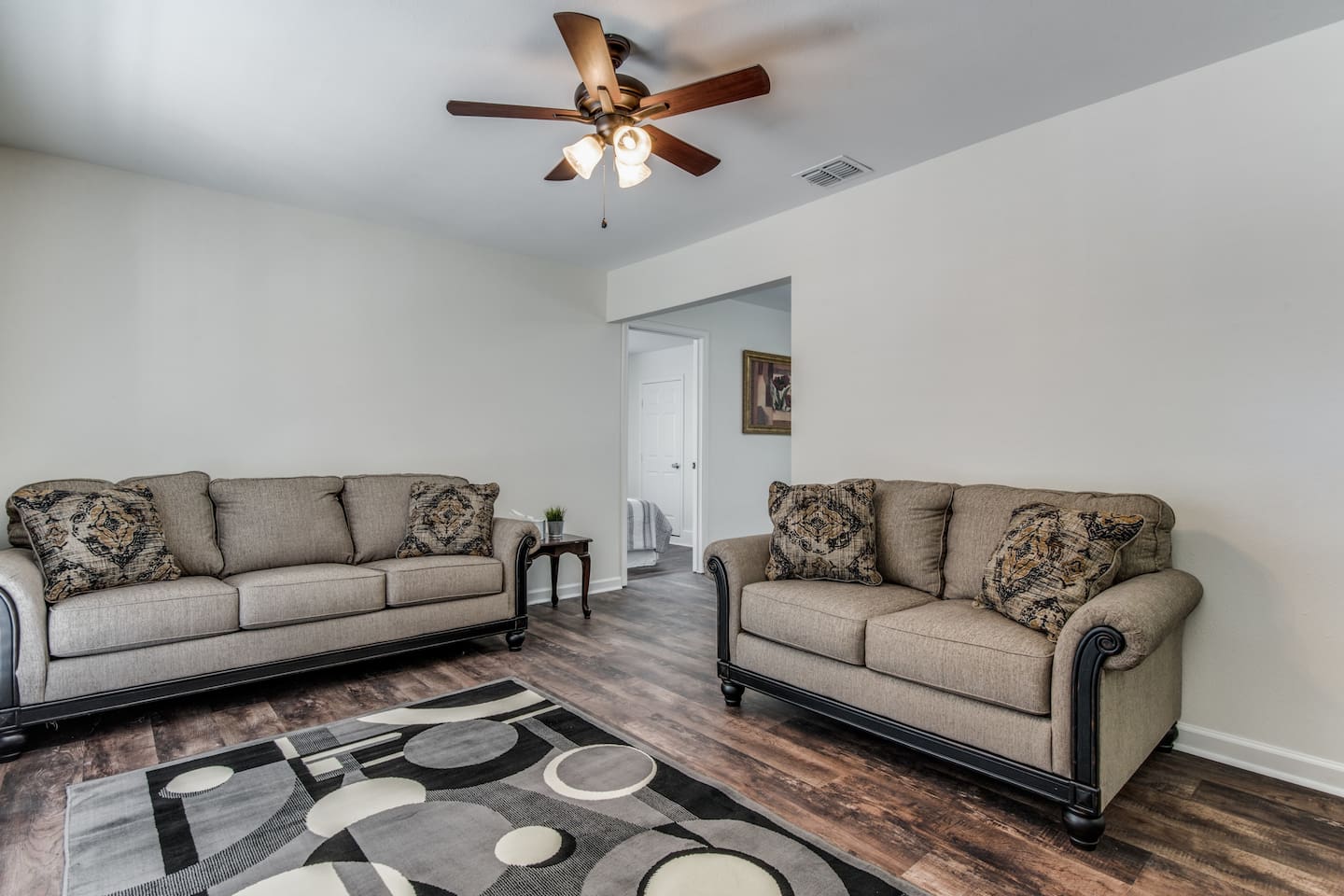 5Min to Lackland | Family-Friendly4BR w/Yard & W/D