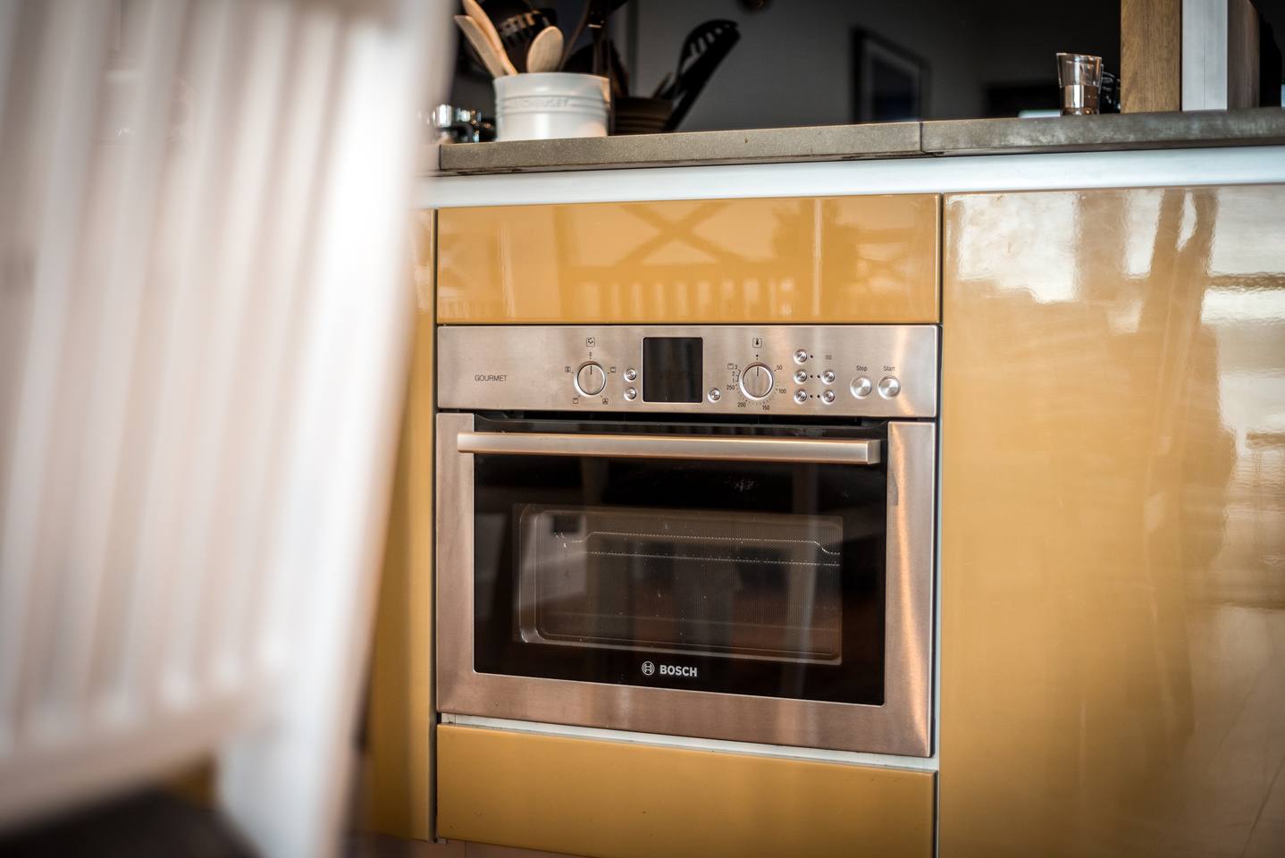 Host Apartments | Waterfront Living - Picture 16