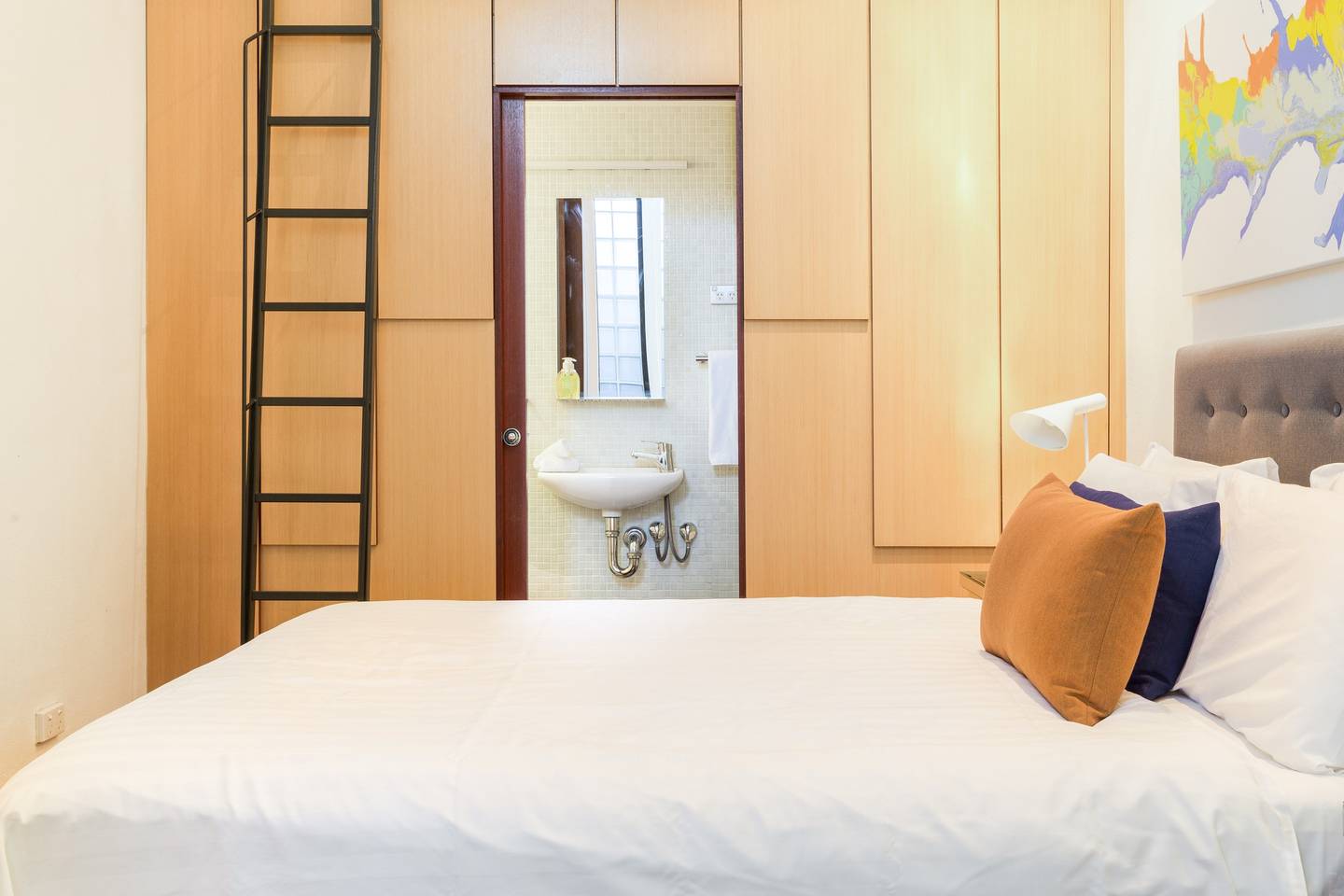 Cosmopolitan South Yarra Townhouse With Roof Top - Picture 18